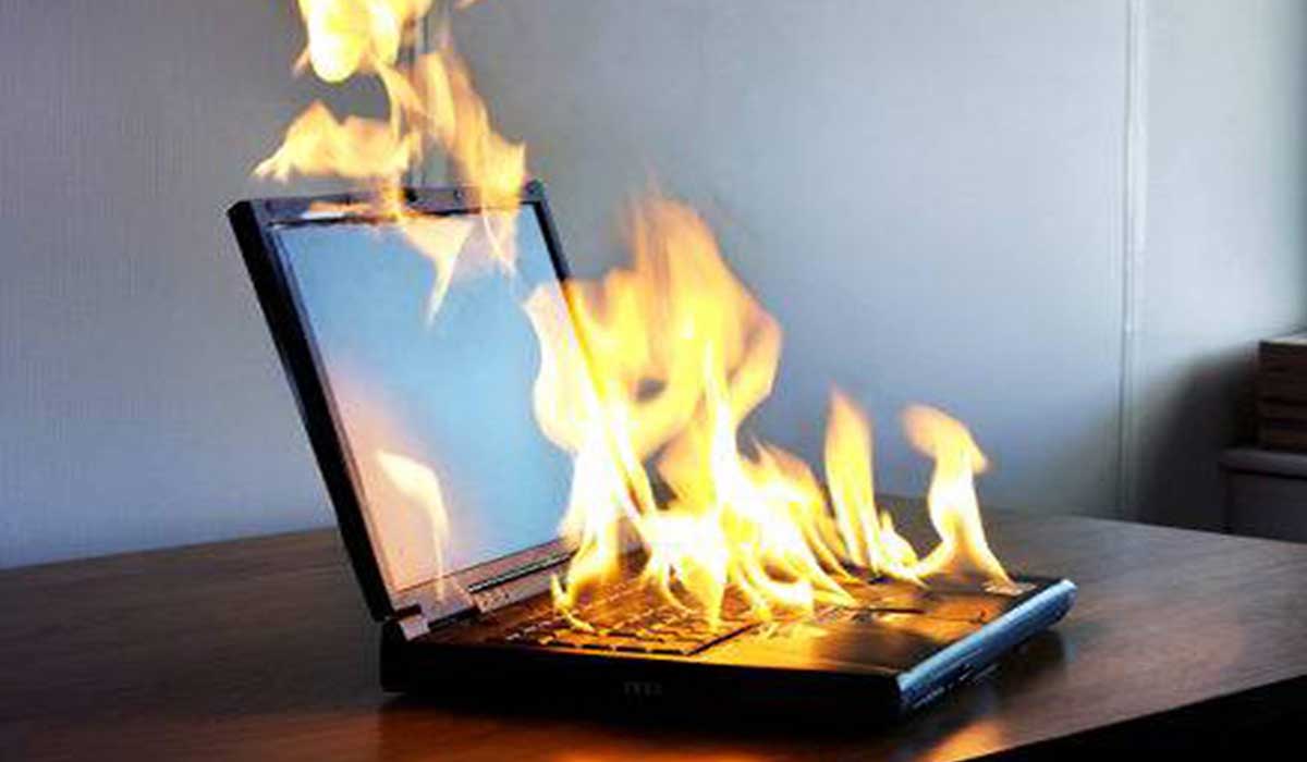 laptops overheat when in a hot room